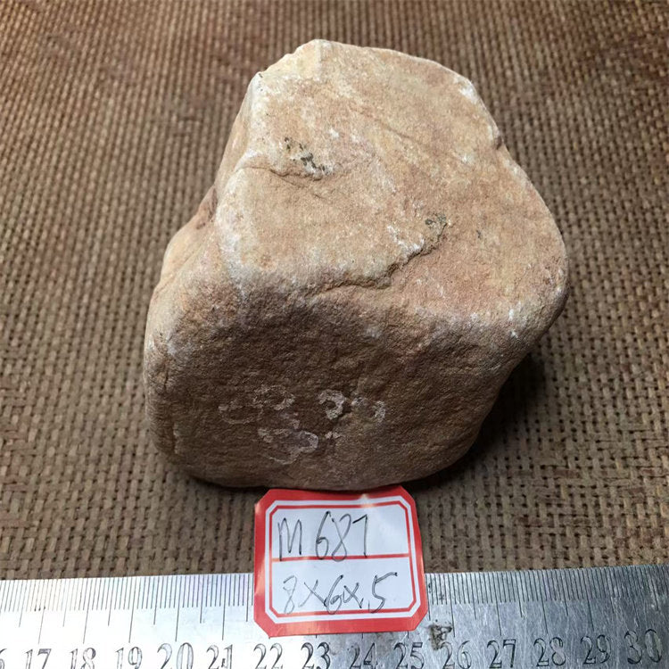 翡翠原石 NO.M687 實拍圖 02