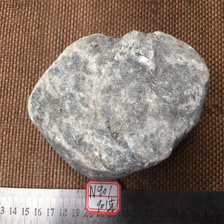 翡翠原石 NO.N901 實拍圖 02